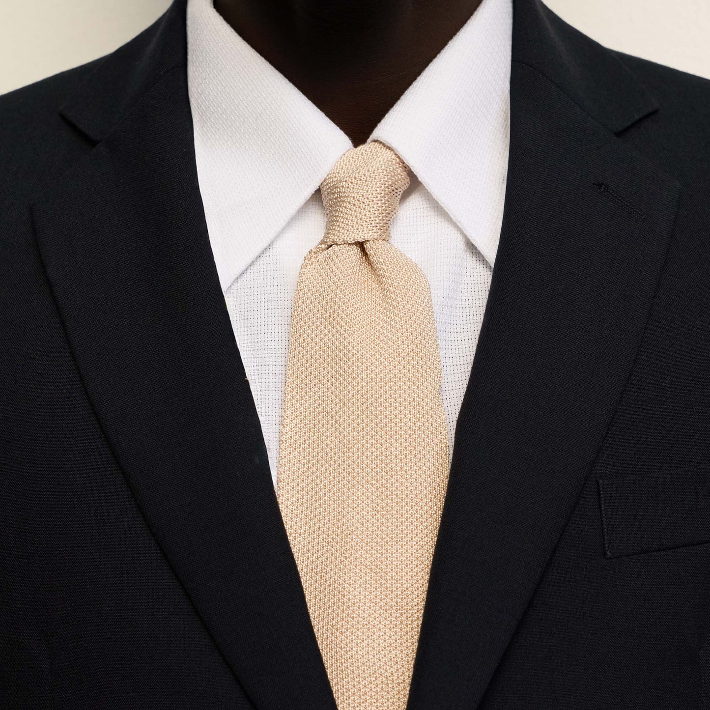 Ecru cotton knit tie