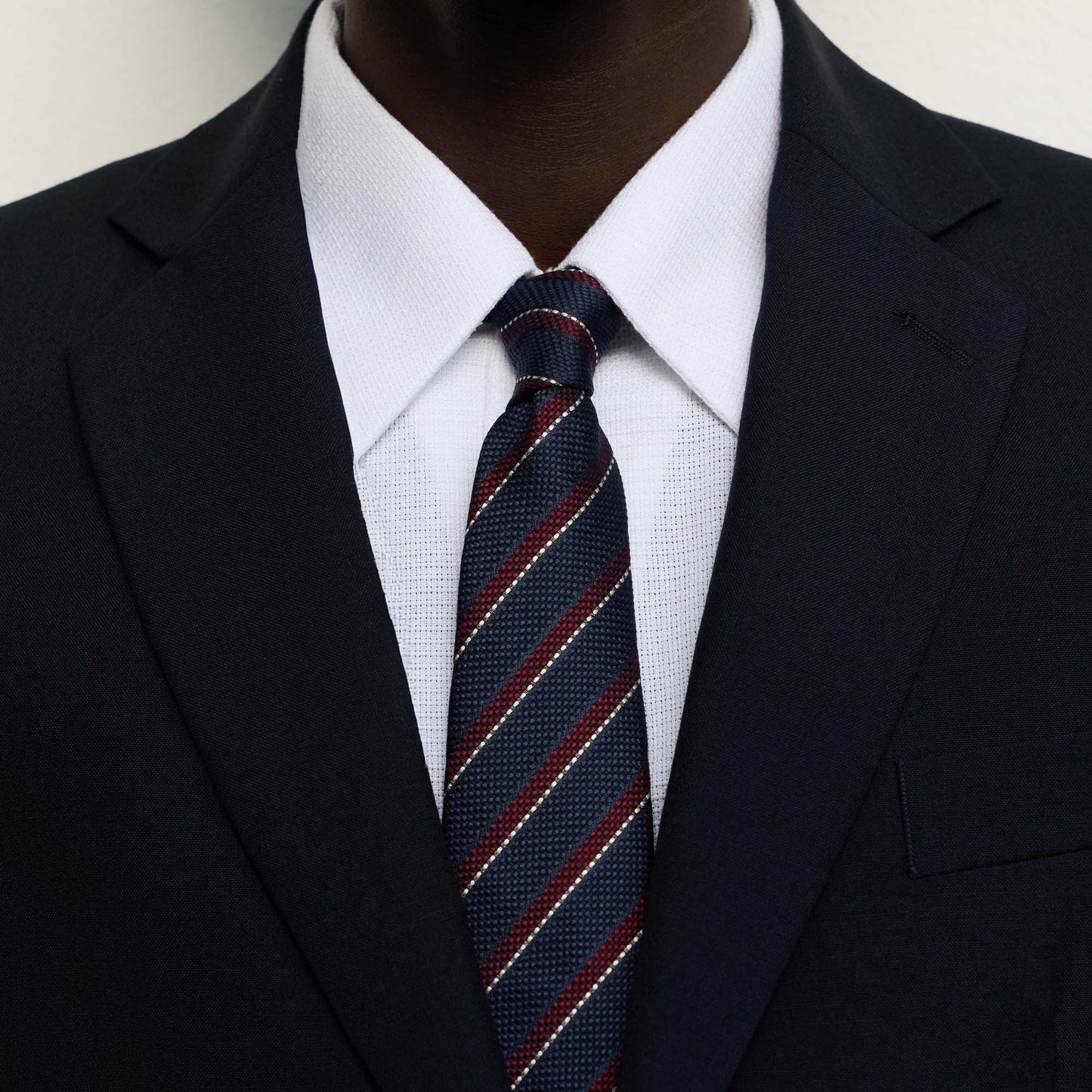 Cravate en soie coton marine rayure bordeaux