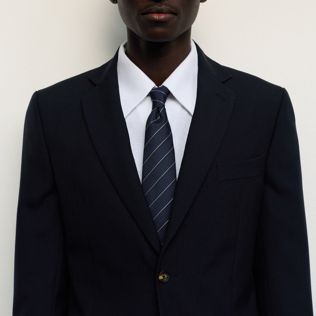 Cravate en soie bleu rayure marine