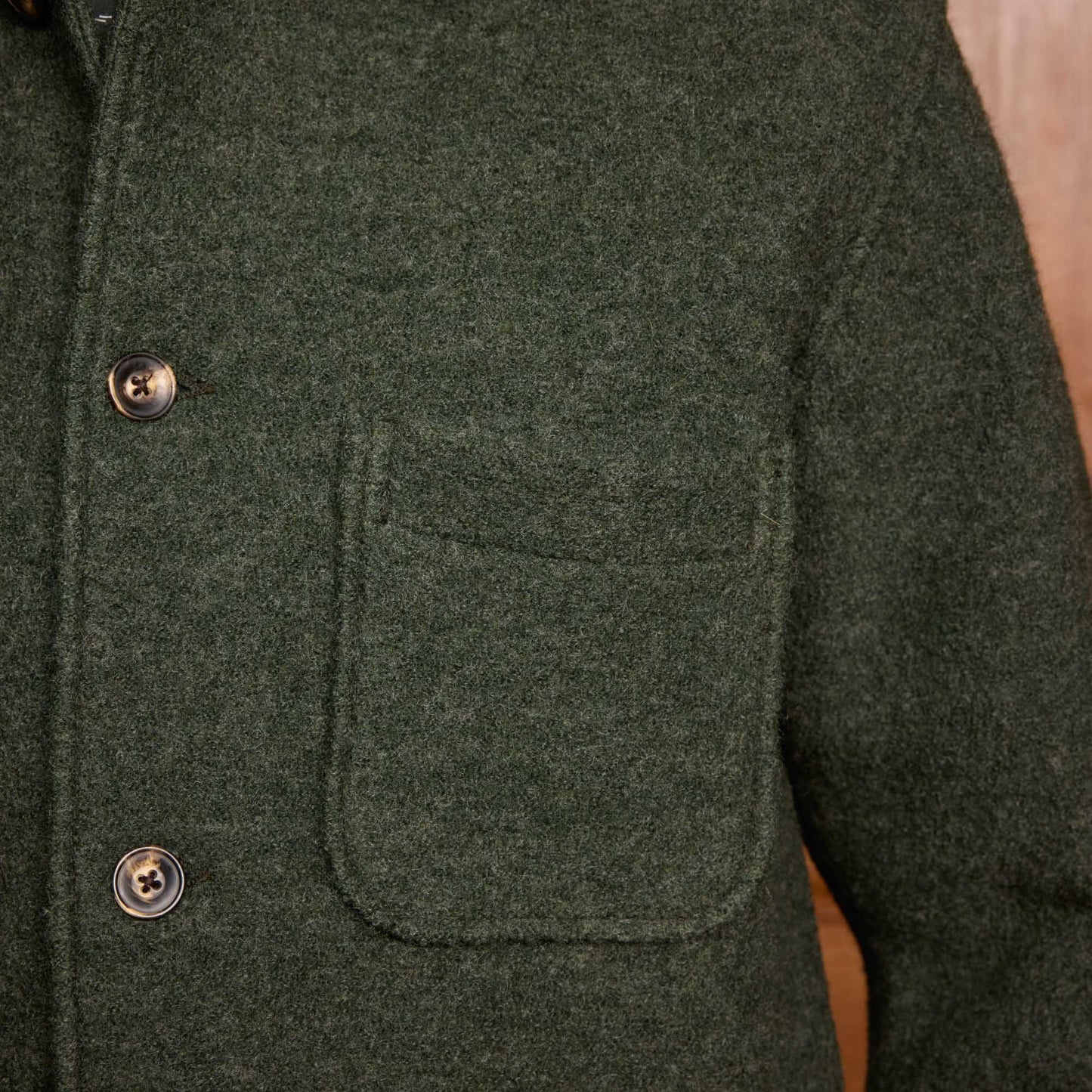 Veste de travail en laine bouillie verte