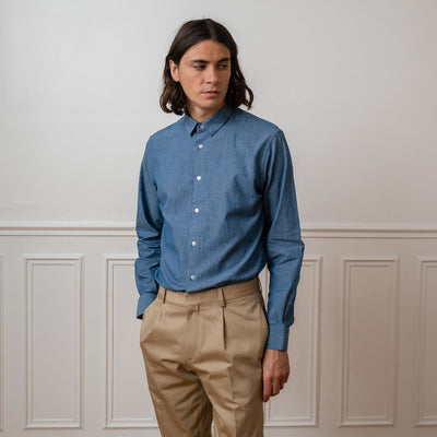 Chemise en chambray bleu foncé
