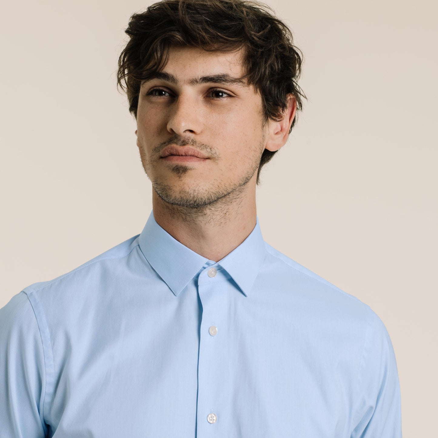 Chemise en popeline double retors à fines rayures bleues
