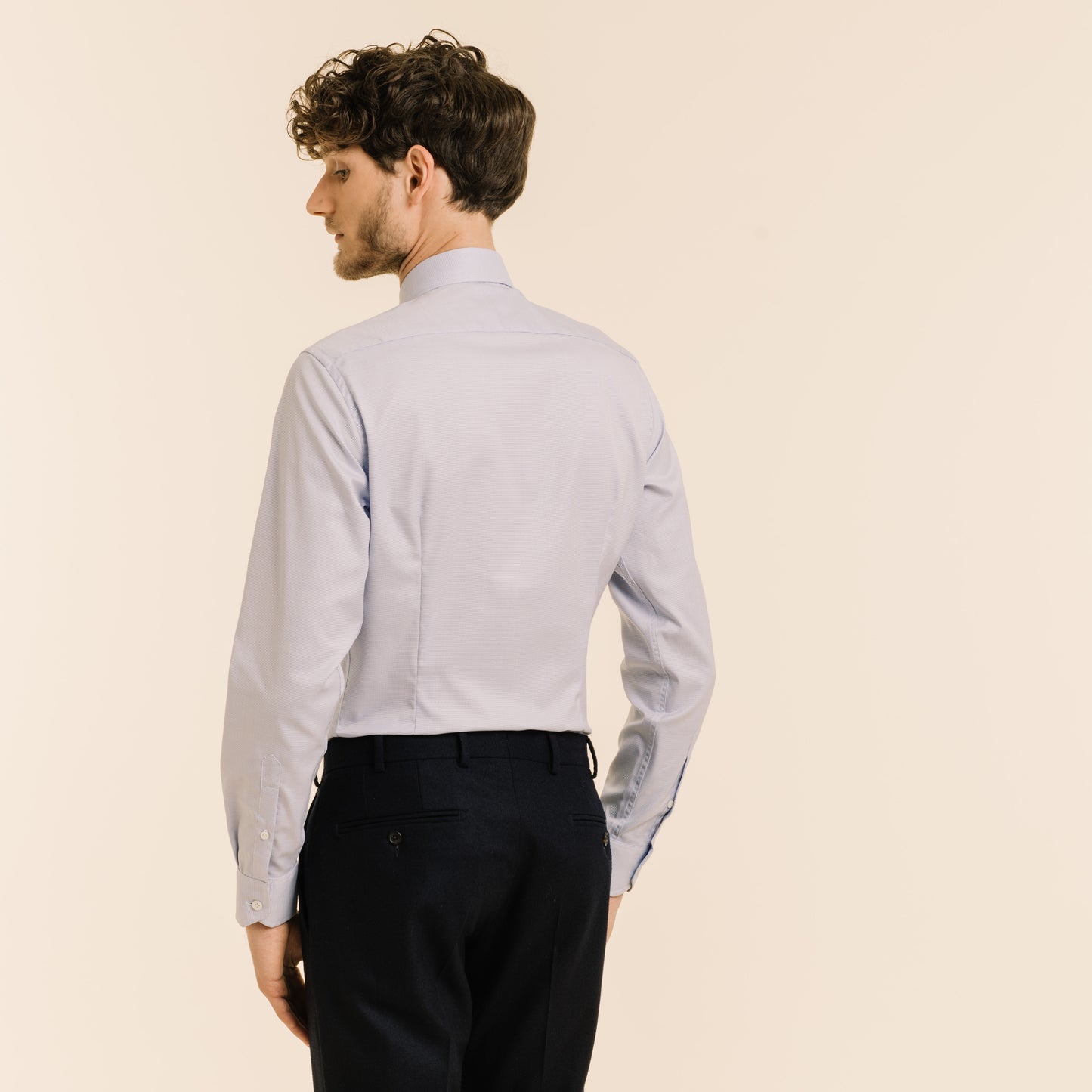 Premium fitted shirt in blue double-twisted flea-foot oxford