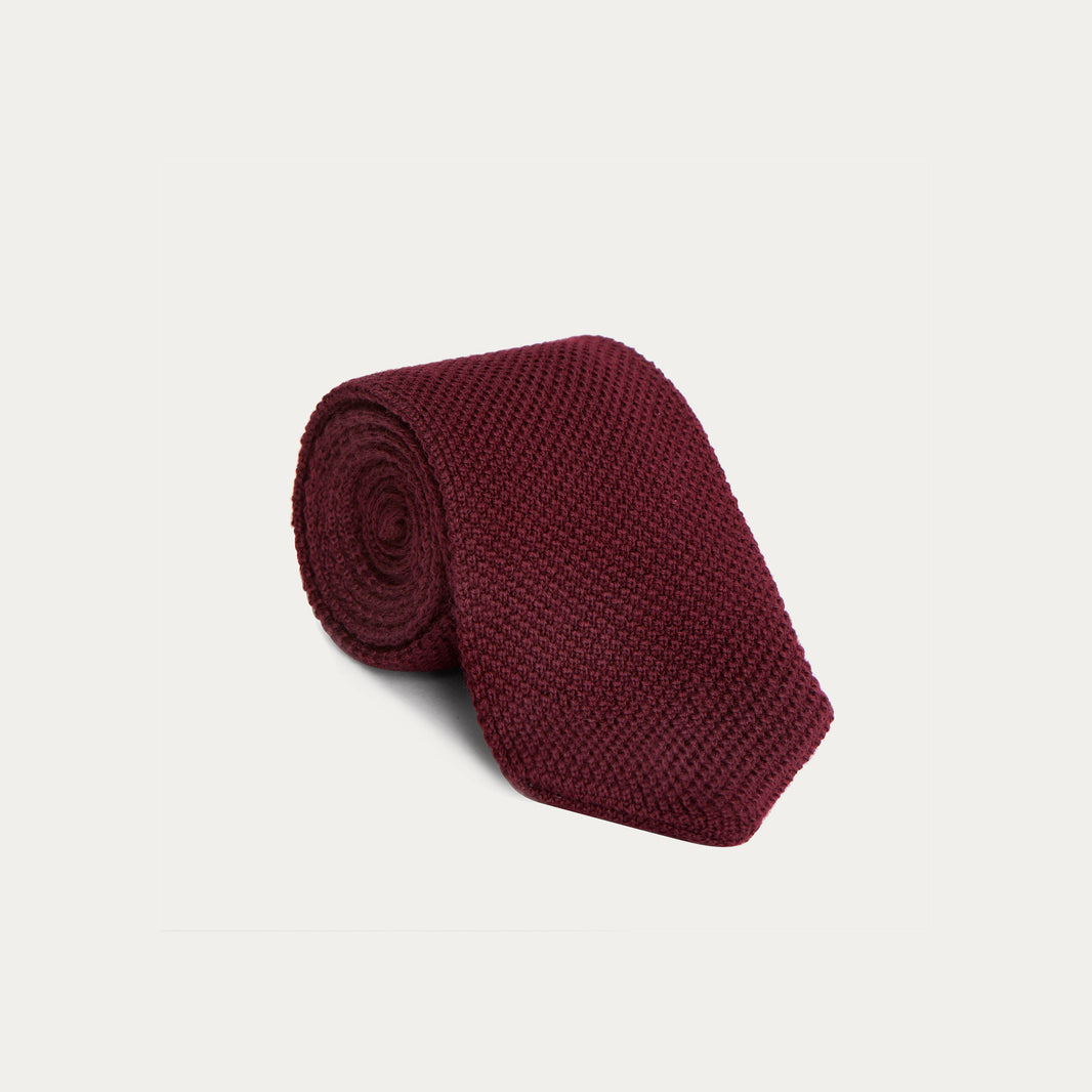 Cravate bordeaux en maille de laine
