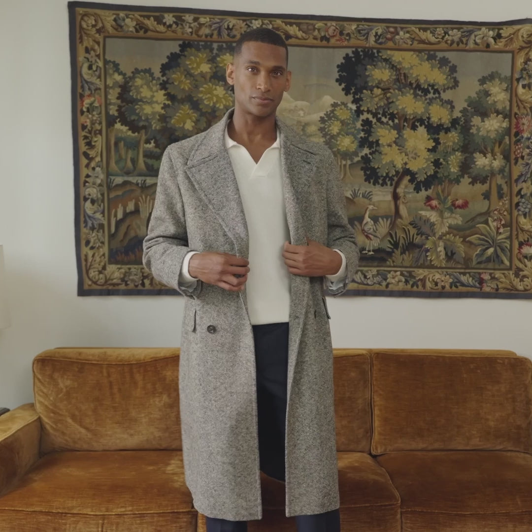 Manteau croisé en Donegal chiné écru et noir