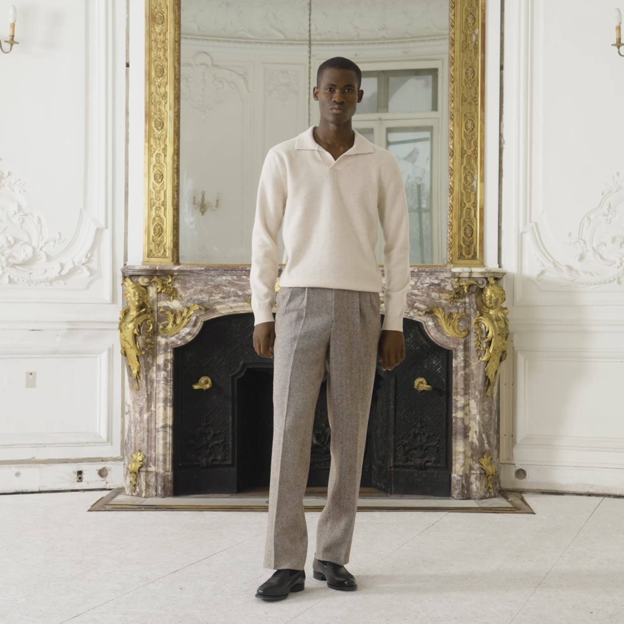 Pull à col polo en laine mérinos beige