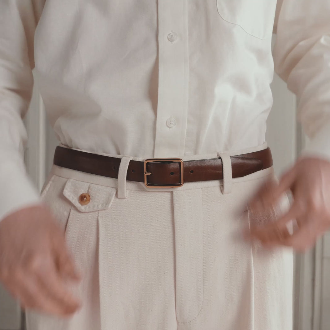 Ceinture réversible noire et bordeaux en cuir de vachette