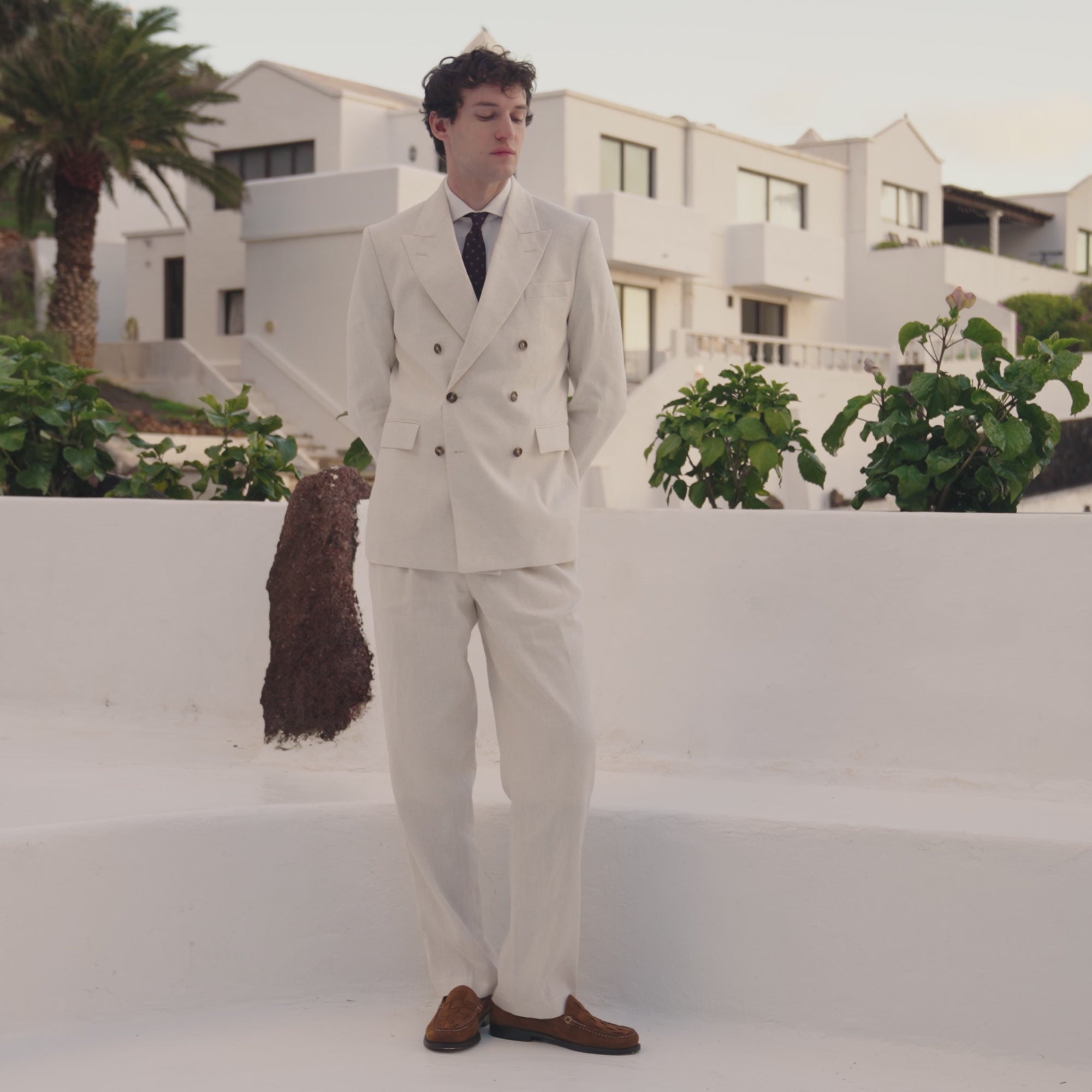 Veste croisée beige en chanvre et coton biologique